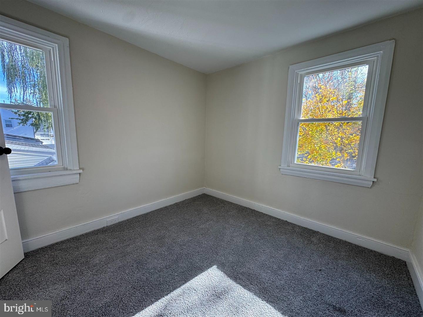 66 East 3rd Street Moorestown, NJ 08057 - Photo 26 of 33 an empty room with a window