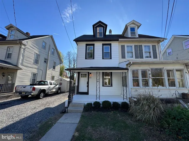 $439,900 | 66 East 3rd Street, Moorestown, NJ 08057