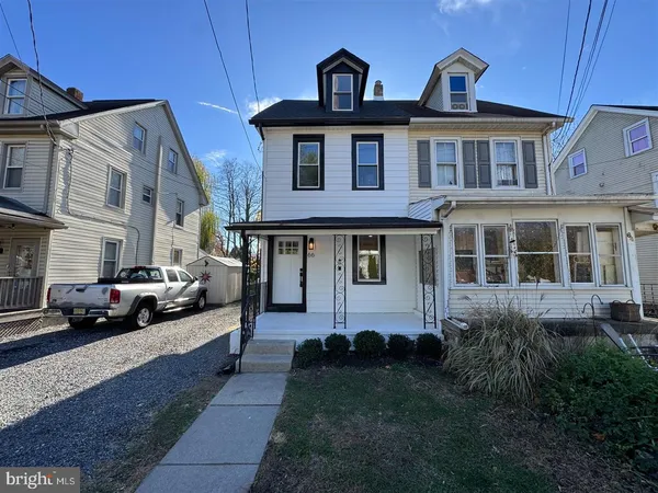 $399,900 | 66 East 3rd Street, Moorestown, NJ 08057