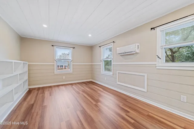 $995 | 211 Brentwood Avenue, Unit A, Jacksonville, NC 28540