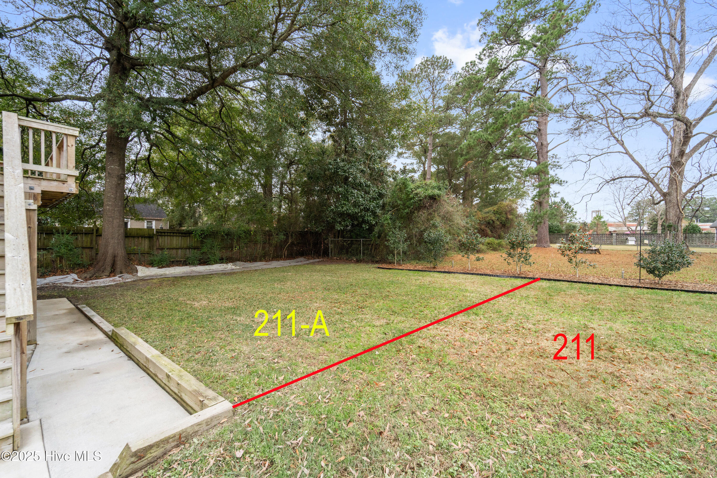 211 Brentwood Avenue, Unit A Jacksonville, NC 28540 - Photo 25 of 38 Front Yard