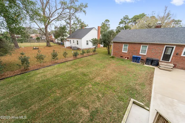 $995 | 211 Brentwood Avenue, Unit A, Jacksonville, NC 28540