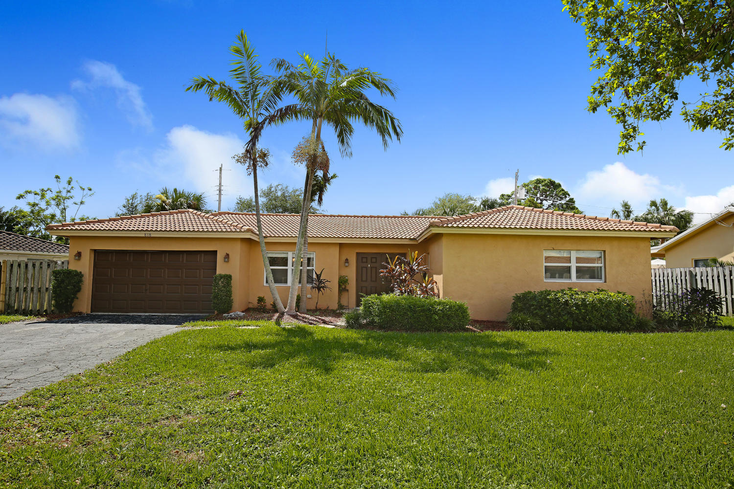 818 Northwest 7th Street Boca Raton, FL 33486 - Photo 1 of 19 Exterior
