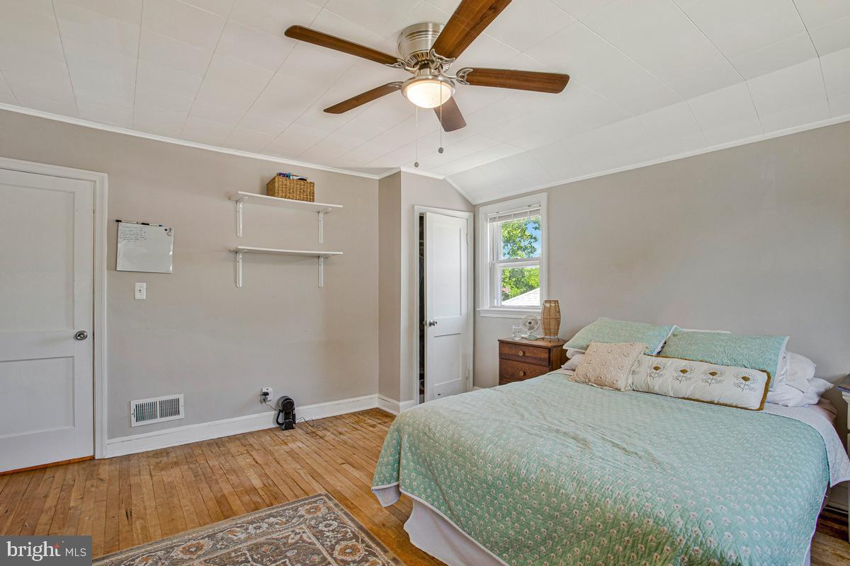 8438 Oakleigh Road Baltimore, MD 21234 - Photo 12 of 33 Bedroom 1