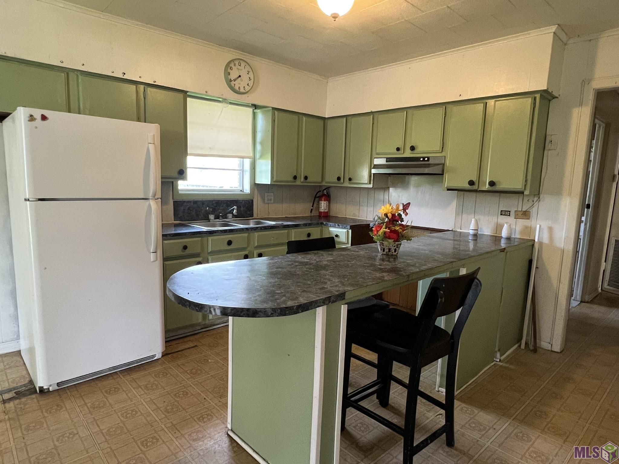 573 St Louis Street Raceland, LA 70394 - Photo 6 of 20