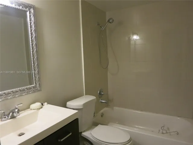 $365,000 | 10901 North Kendall Drive, Unit 109, Miami, FL 33176