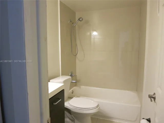 $365,000 | 10901 North Kendall Drive, Unit 109, Miami, FL 33176