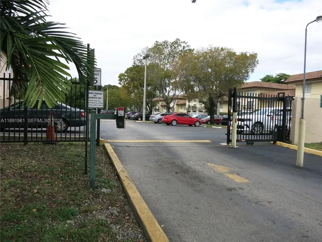$365,000 | 10901 North Kendall Drive, Unit 109, Miami, FL 33176