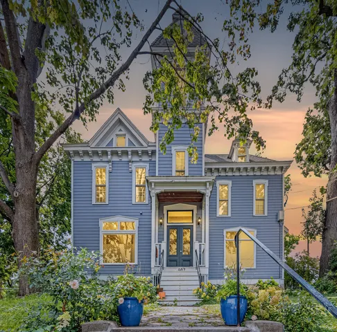 $160,000 | 307 North Walnut Street, Unit 2, St. Paul, MN 55102