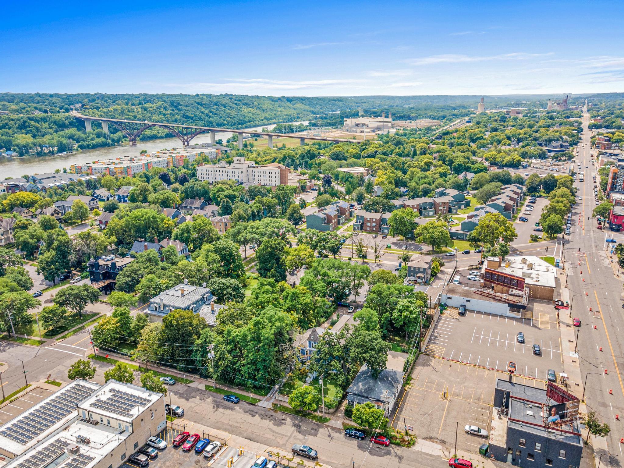307 North Walnut Street, Unit 2 St. Paul, MN 55102 - Photo 36 of 37