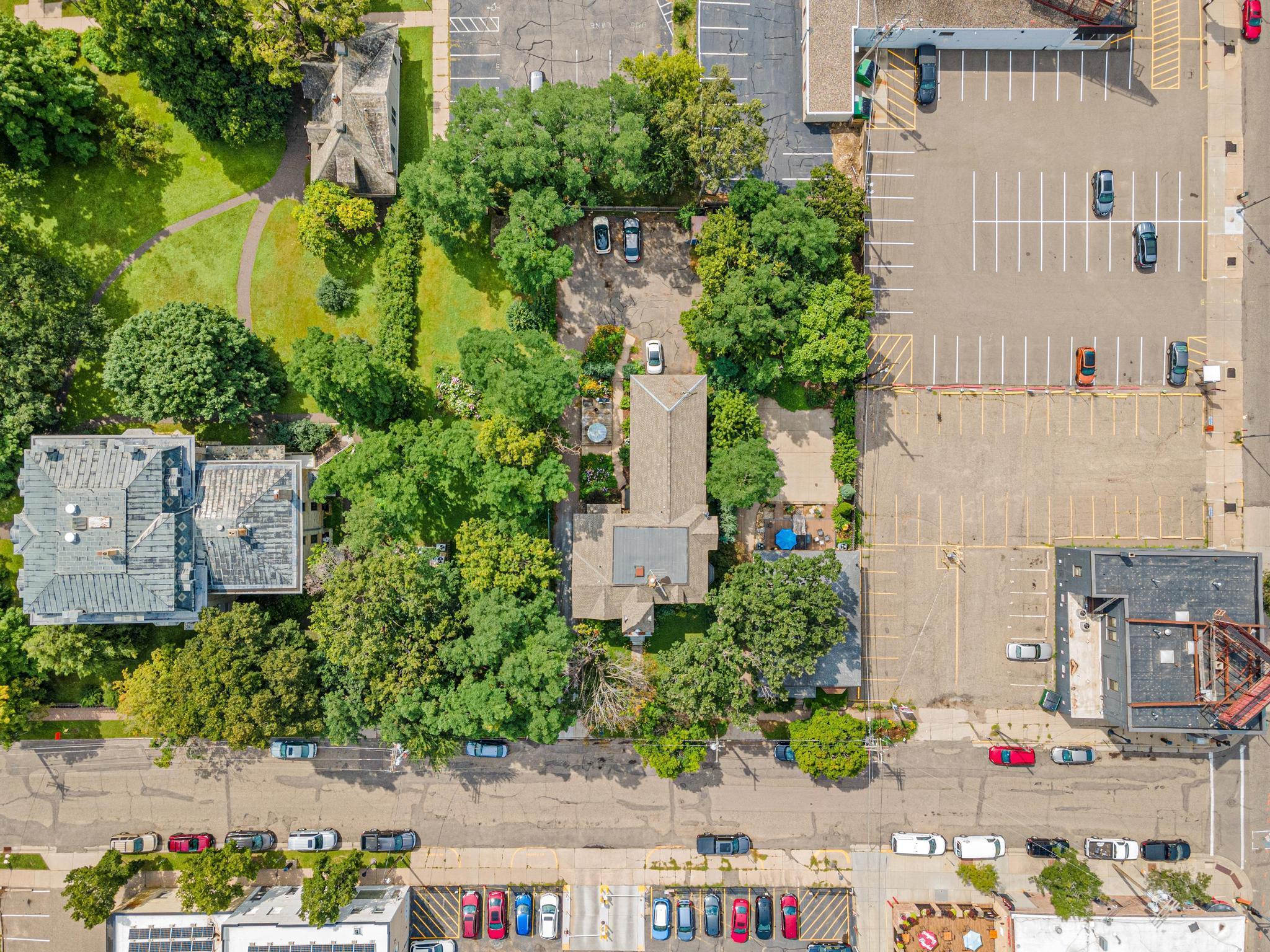 307 North Walnut Street, Unit 2 St. Paul, MN 55102 - Photo 37 of 37