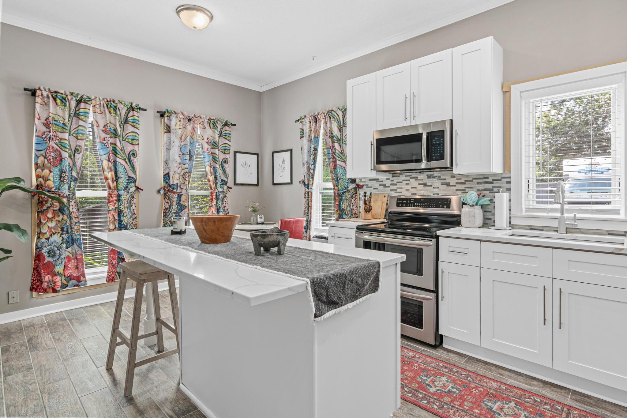 307 North Walnut Street, Unit 2 St. Paul, MN 55102 - Photo 8 of 37