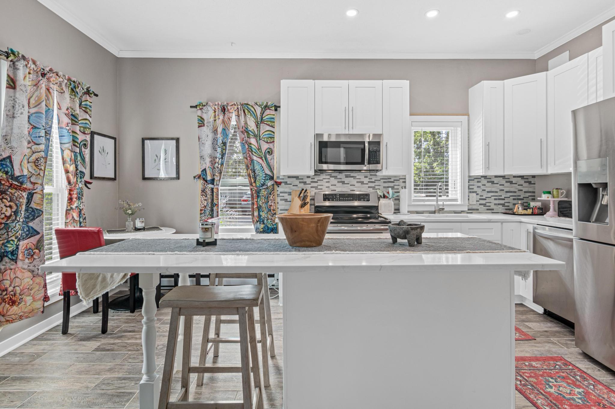 307 North Walnut Street, Unit 2 St. Paul, MN 55102 - Photo 9 of 37