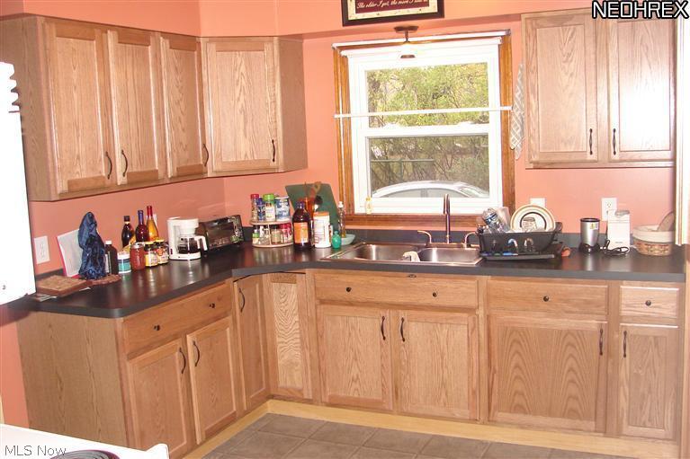 4506 Middle Ridge Road Perry, OH 44081 - Photo 5 of 12 KITCHEN