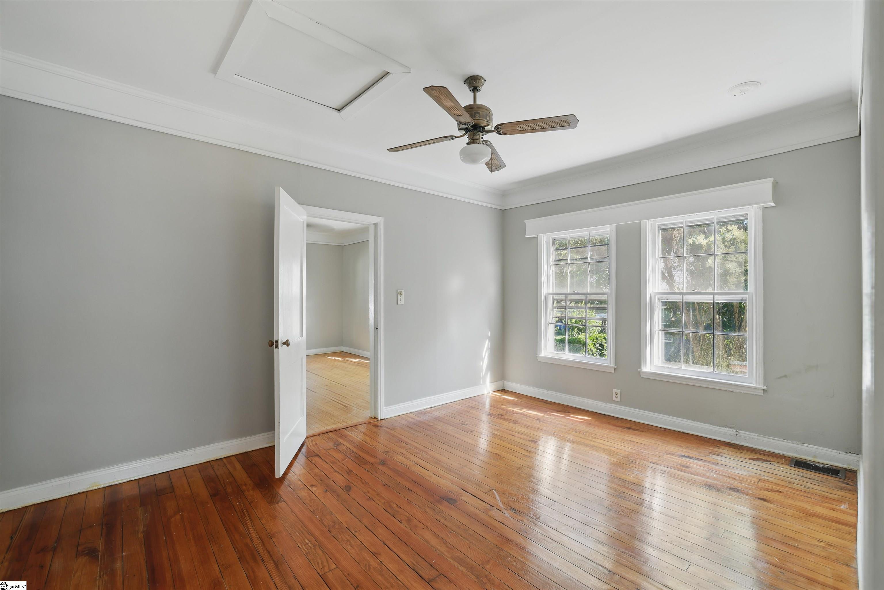6 Duke Street Greenville, SC 29605 - Photo 17 of 27