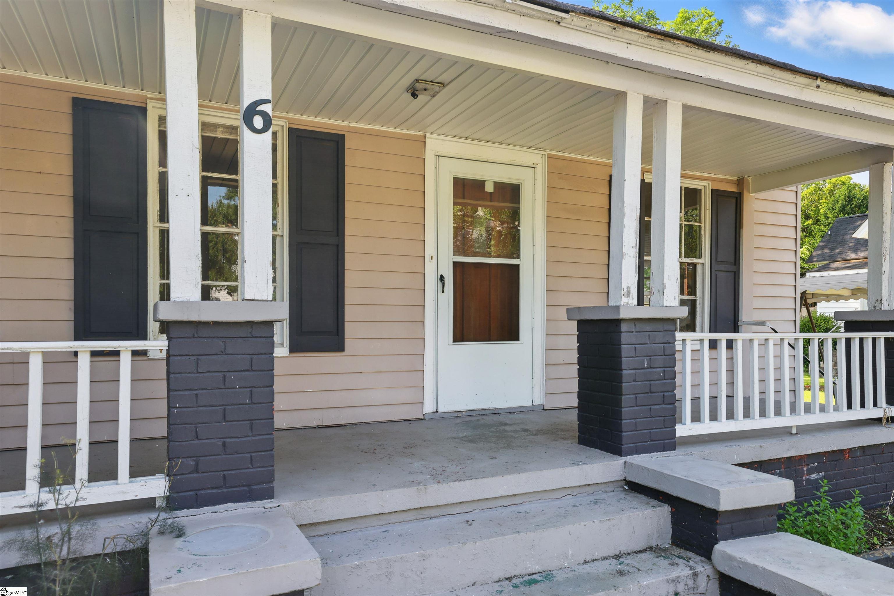 6 Duke Street Greenville, SC 29605 - Photo 2 of 27