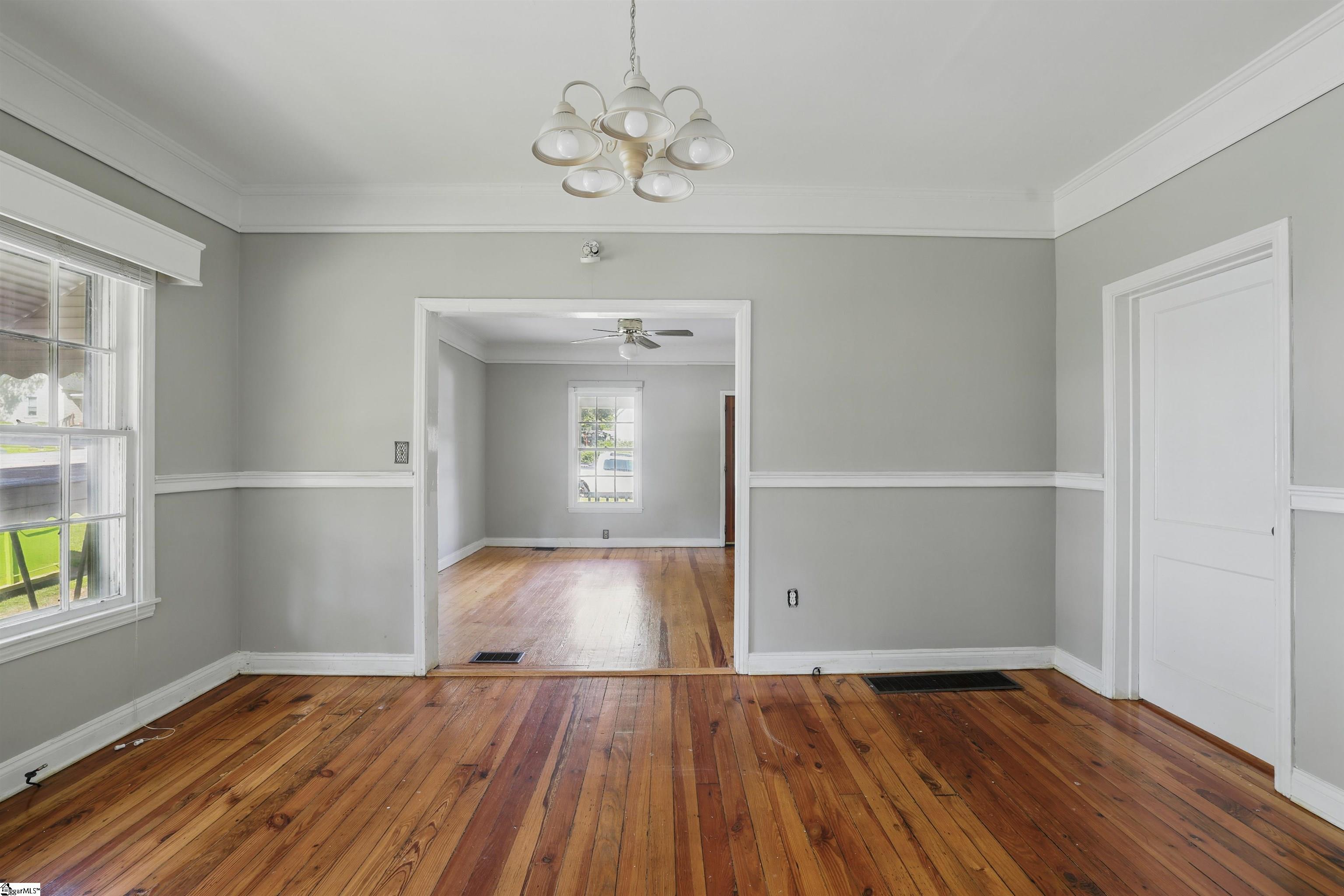 6 Duke Street Greenville, SC 29605 - Photo 8 of 27