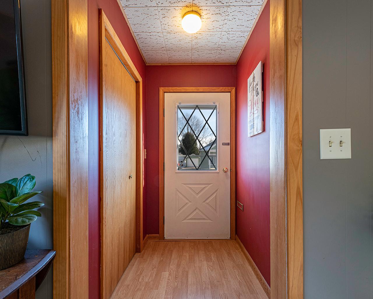 824 Margaret Street Rhinelander, WI 54501 - Photo 15 of 23 Gallery Image 15
