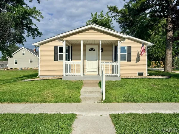 $169,000 | 219 North Moulton Street, Perryville, MO 63775