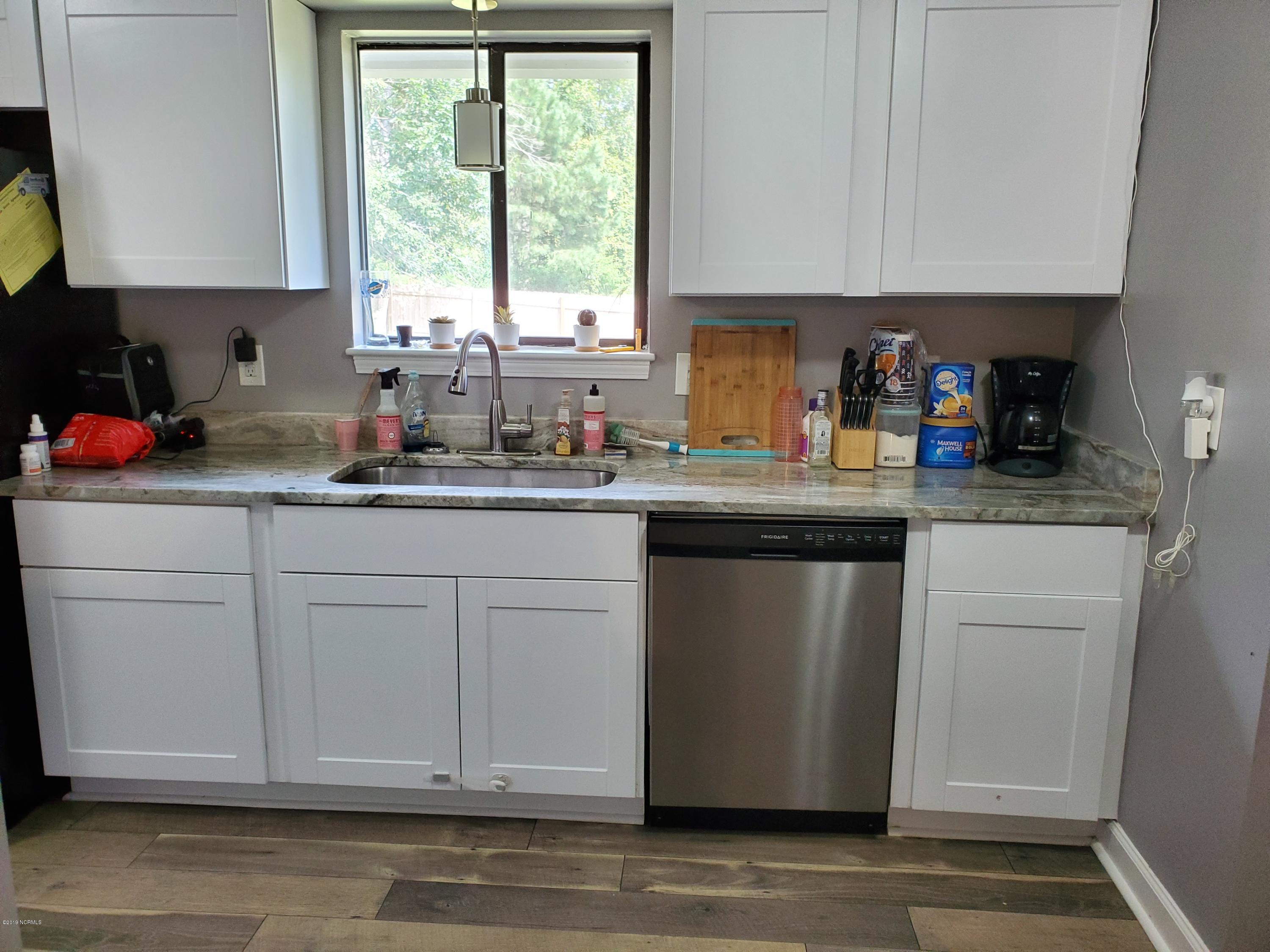102 Sterling Road Jacksonville, NC 28546 - Photo 9 of 33 20190909_151549