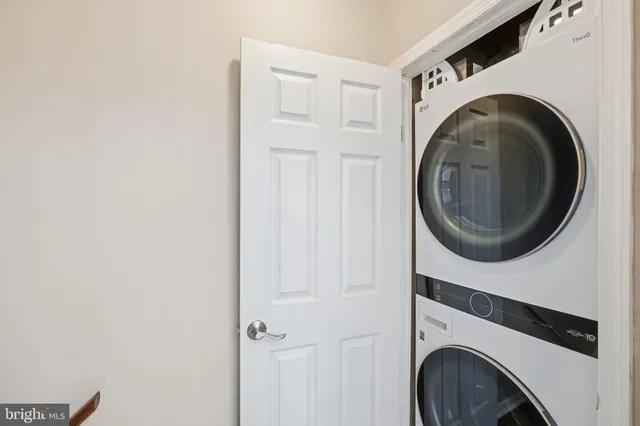 a view of a house with a outdoor space