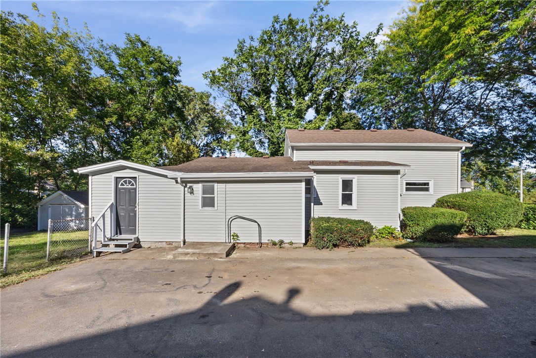 121 River Street Rochester, NY 14612 - Photo 38 of 44 Gallery Image 38