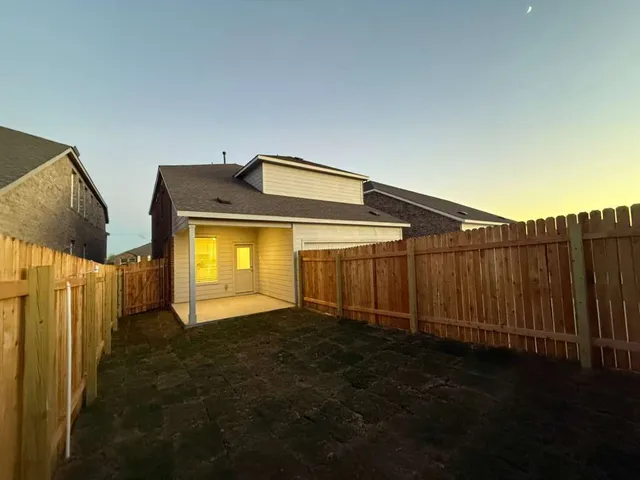 $2,450 | 17702 Sage Thrasher Drive, Pflugerville, TX 78660