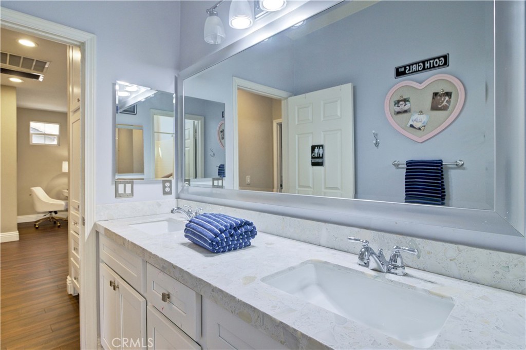 10 Roycroft Court Ladera Ranch, CA 92694 - Photo 24 of 43