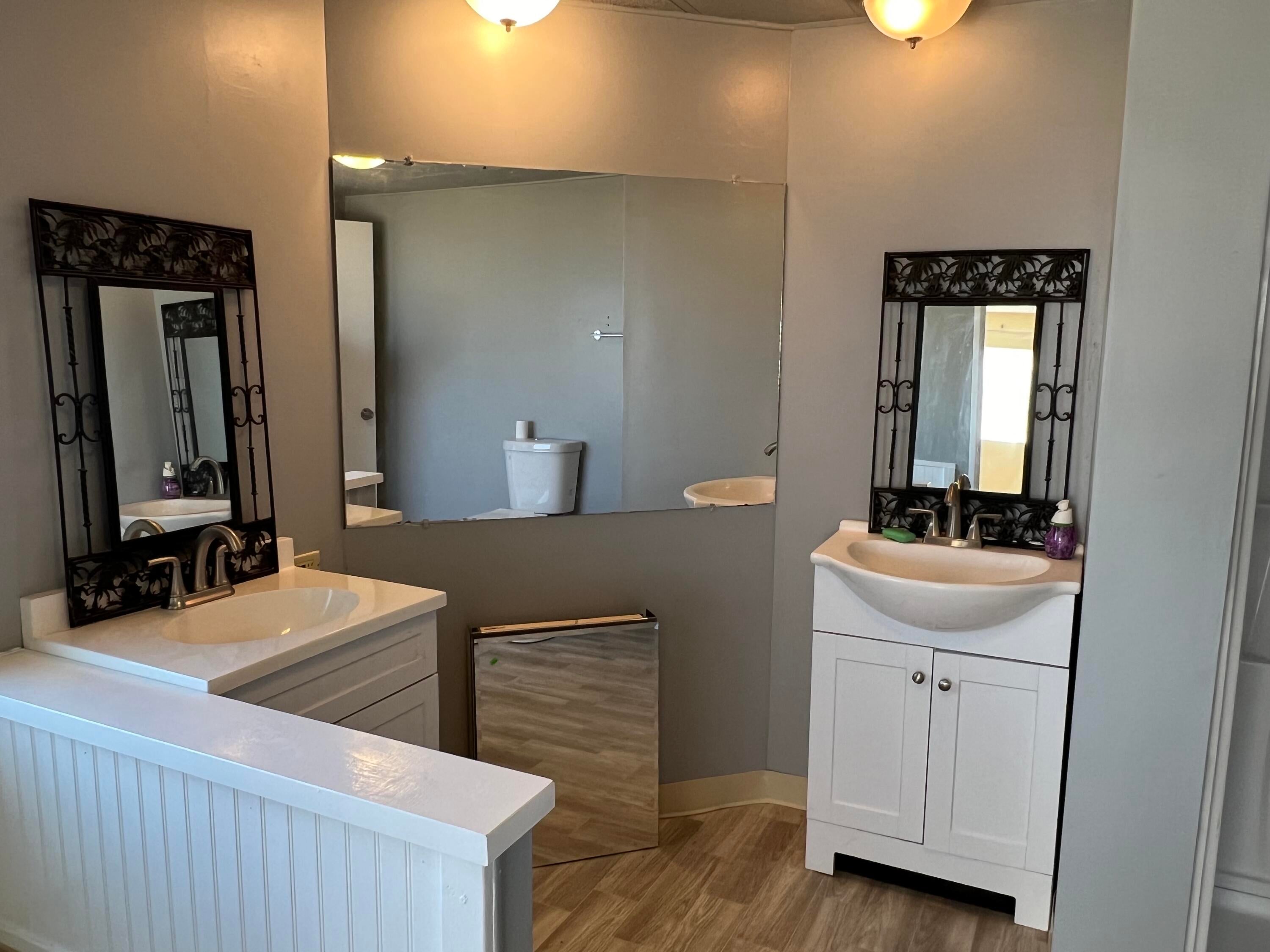 9728 Ben Kerns Road Klamath Falls, OR 97601 - Photo 31 of 58 Primary Vanities