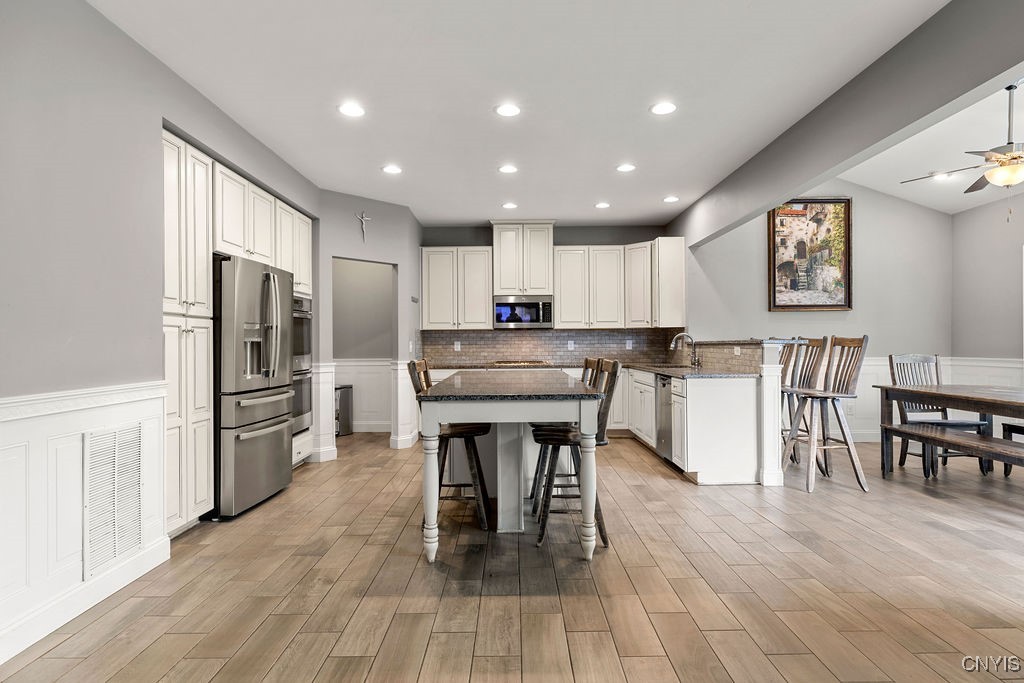 8490 Melo Circle Clay, NY 13041 - Photo 16 of 47