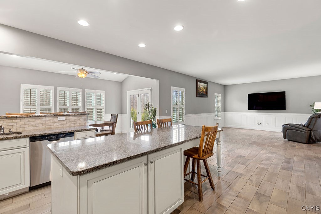 8490 Melo Circle Clay, NY 13041 - Photo 24 of 47