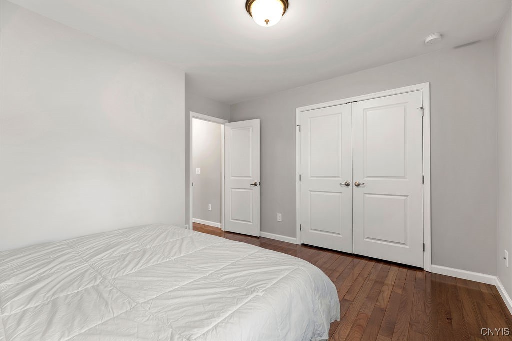 8490 Melo Circle Clay, NY 13041 - Photo 32 of 47