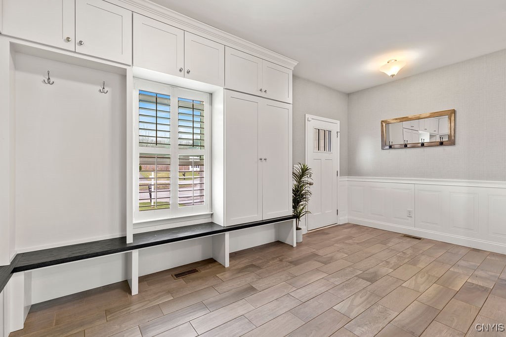 8490 Melo Circle Clay, NY 13041 - Photo 10 of 47