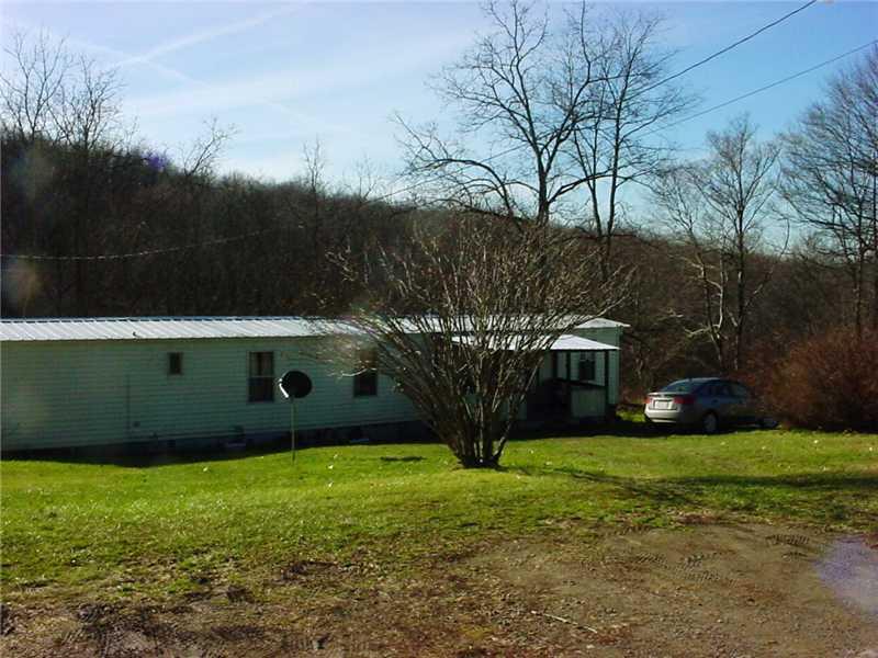 521 East Brady Road Kittanning, PA 16201 - Photo 1 of 5 Exterior Front.