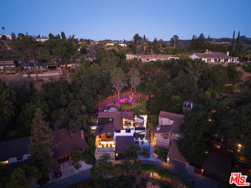 4118 Oak Hollow Road Calabasas, CA 91302 - Photo 52 of 55