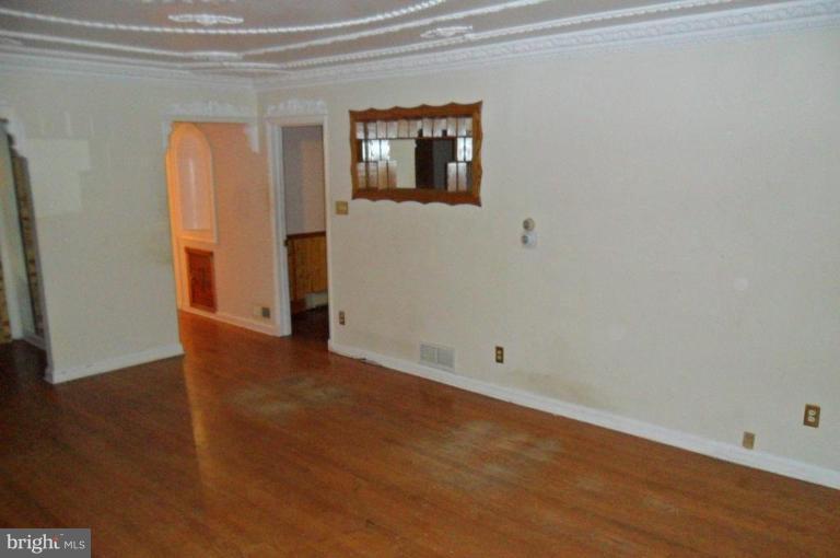 11610 Emack Road Beltsville, MD 20705 - Photo 11 of 25 Living Room #2