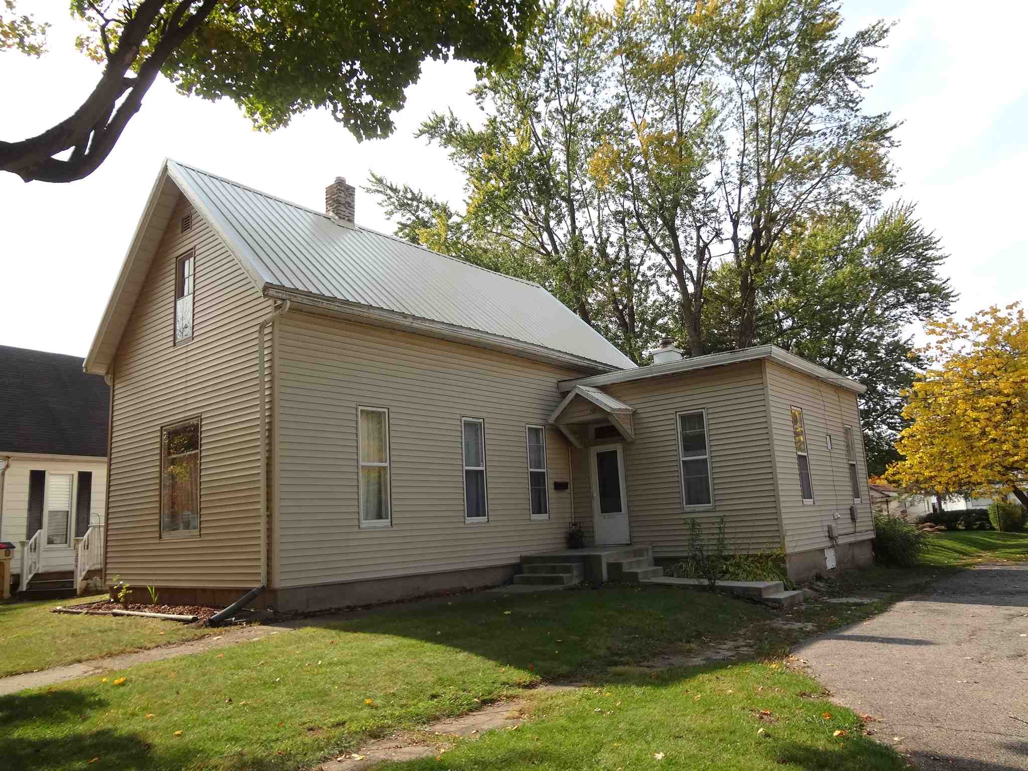 1200 Jefferson Street Rochester, IN 46975 - Photo 1 of 12