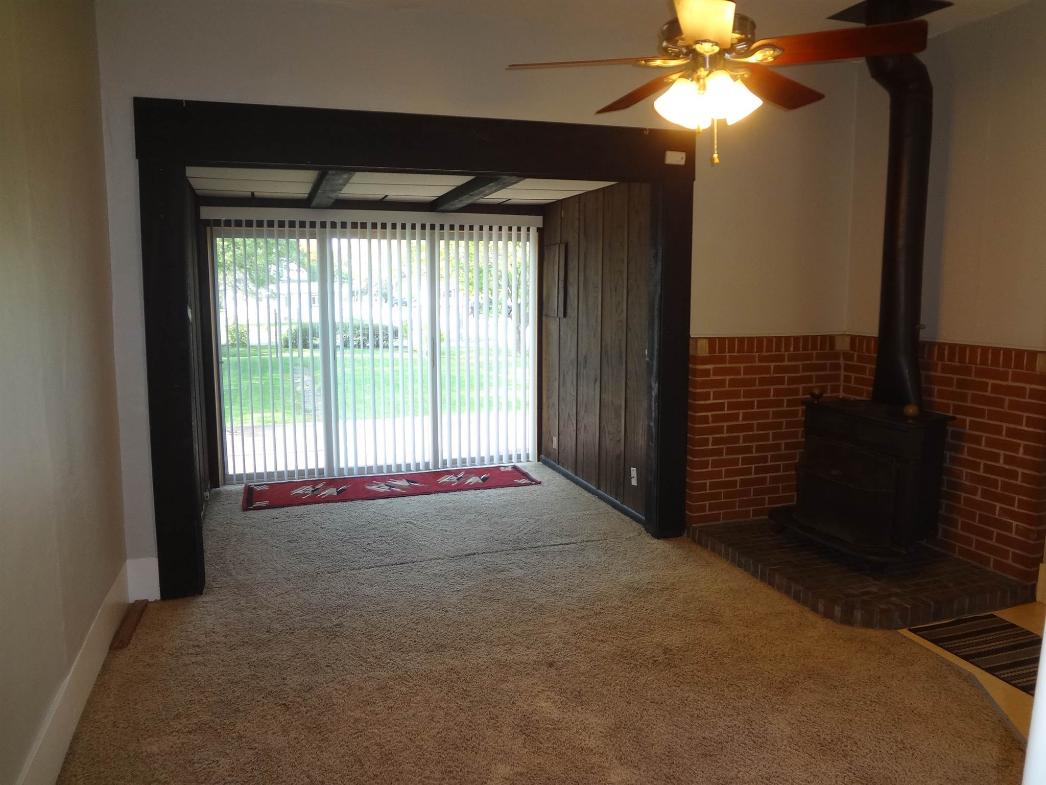 1200 Jefferson Street Rochester, IN 46975 - Photo 3 of 12