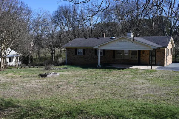 $245,000 | 109 2nd Avenue North, Loretto, TN 38469