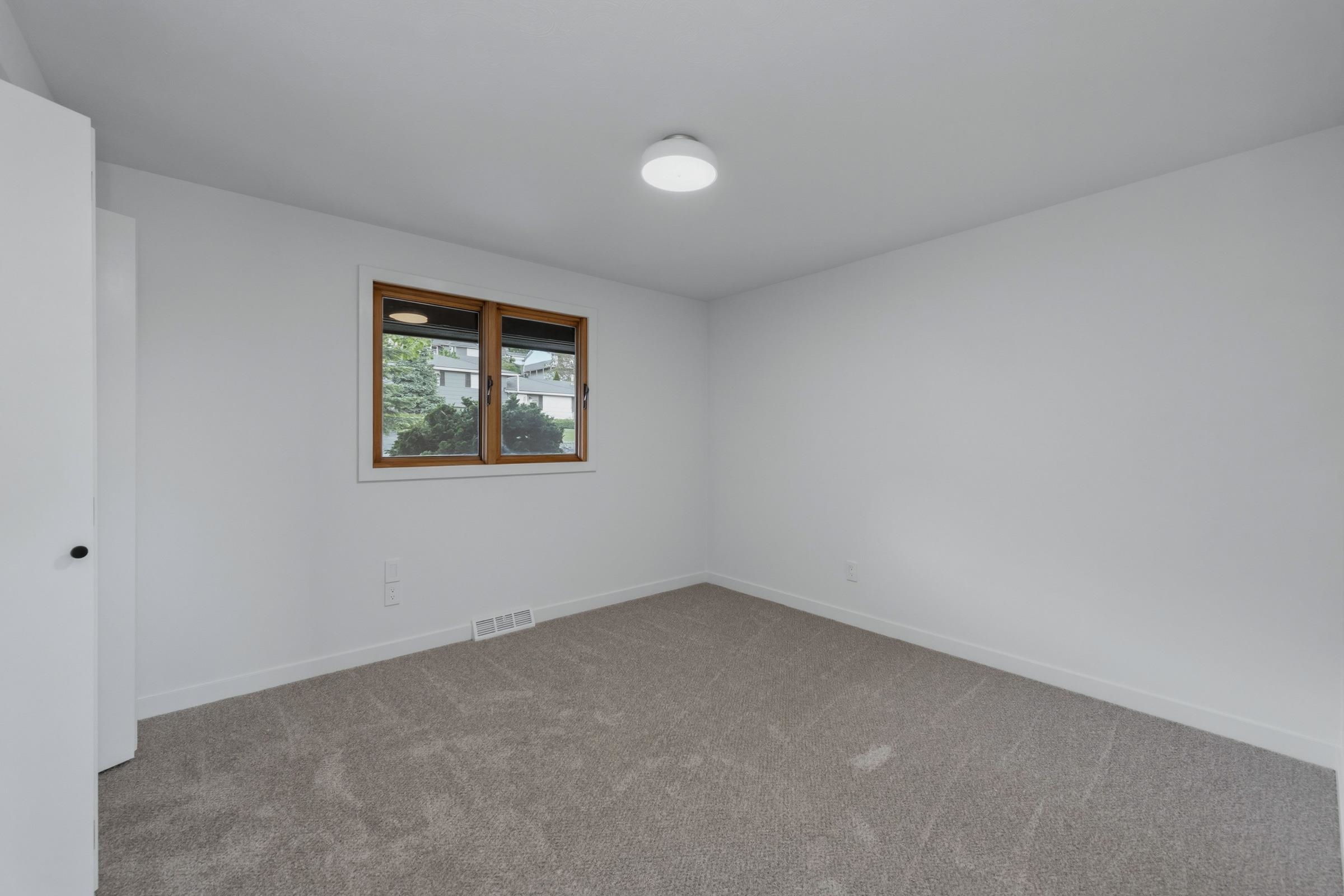 8422 North Northview Road Spokane, WA 99208 - Photo 28 of 50