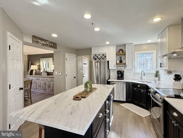 $3,800 | 220 South Branch Court, Huntingtown, MD 20639