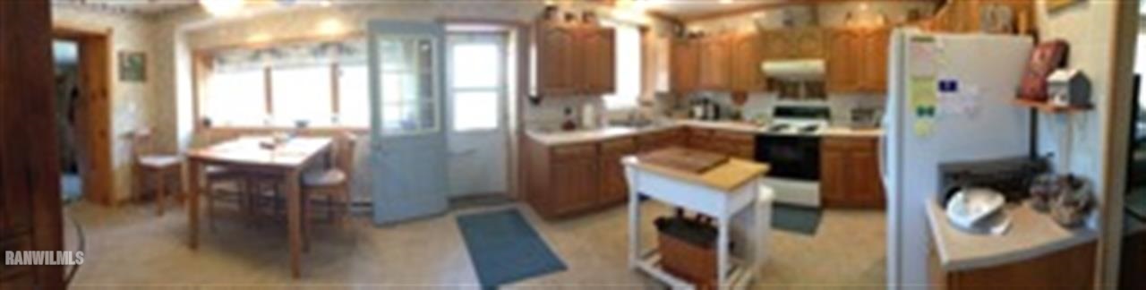 7789 North Coon Road Dakota, IL 61018 - Photo 5 of 10 a view of a bathroom