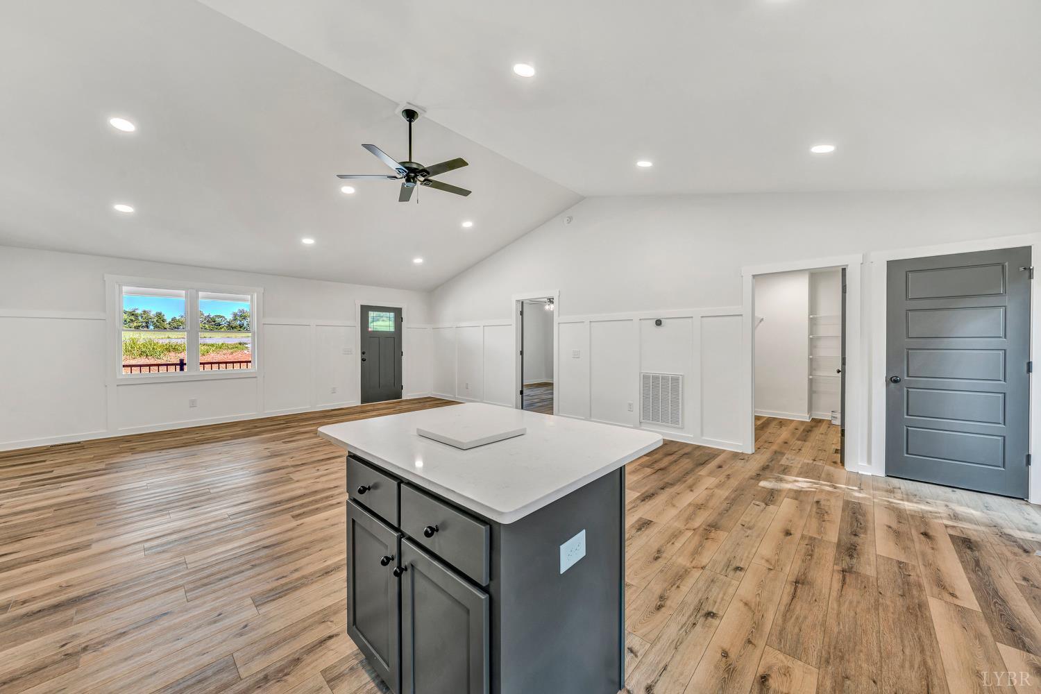 1460 White House Road Moneta, VA 24121 - Photo 11 of 25 Gallery Image 11