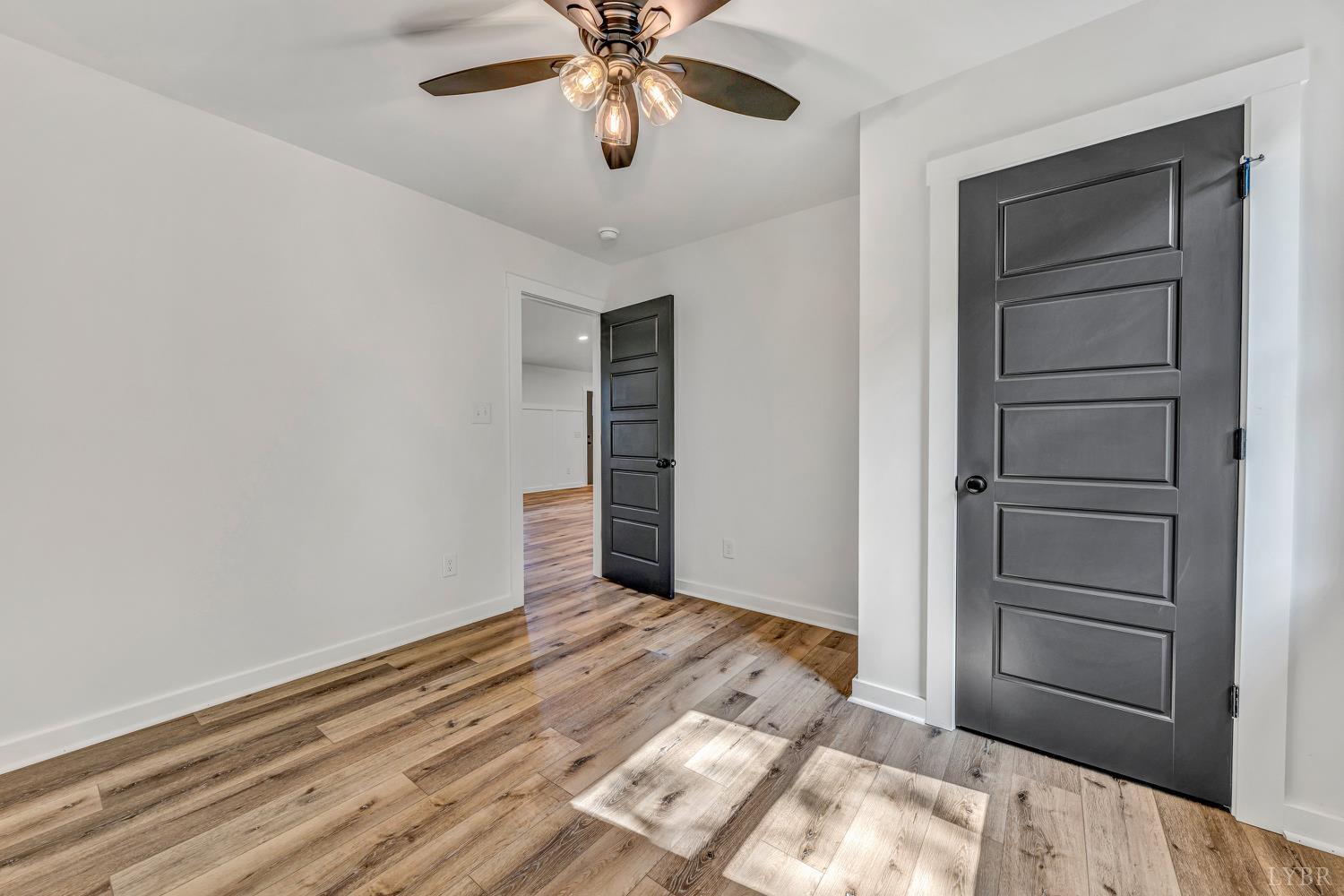 1460 White House Road Moneta, VA 24121 - Photo 16 of 25 Gallery Image 16