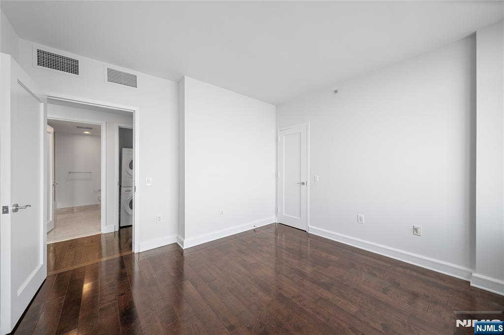 8100 River Road, Unit 915 North Bergen, NJ 07047 - Photo 23 of 39