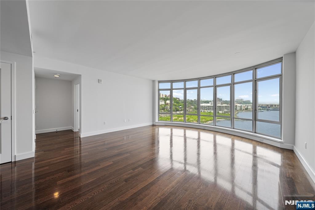 8100 River Road, Unit 915 North Bergen, NJ 07047 - Photo 6 of 39