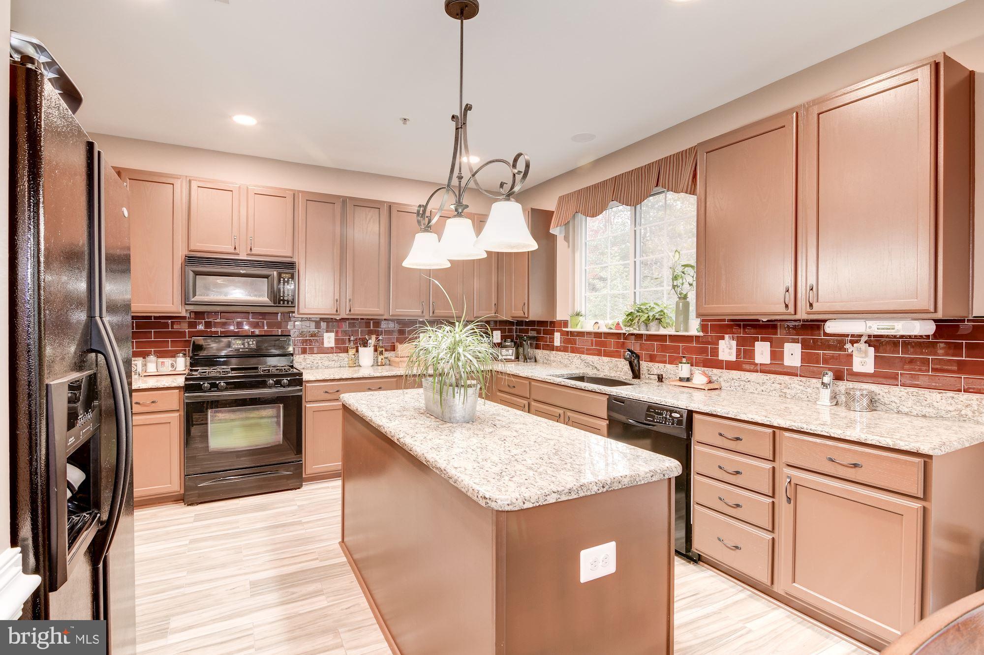 9014 Fox Park Road Clinton, MD 20735 - Photo 12 of 42 Gallery Image 12