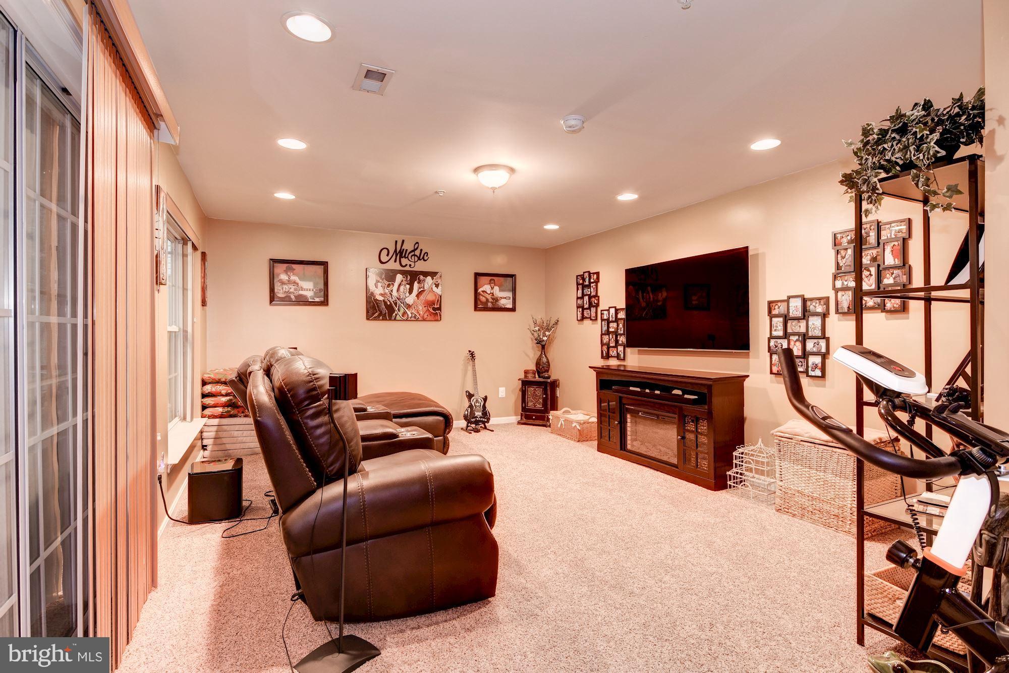 9014 Fox Park Road Clinton, MD 20735 - Photo 34 of 42 Gallery Image 34