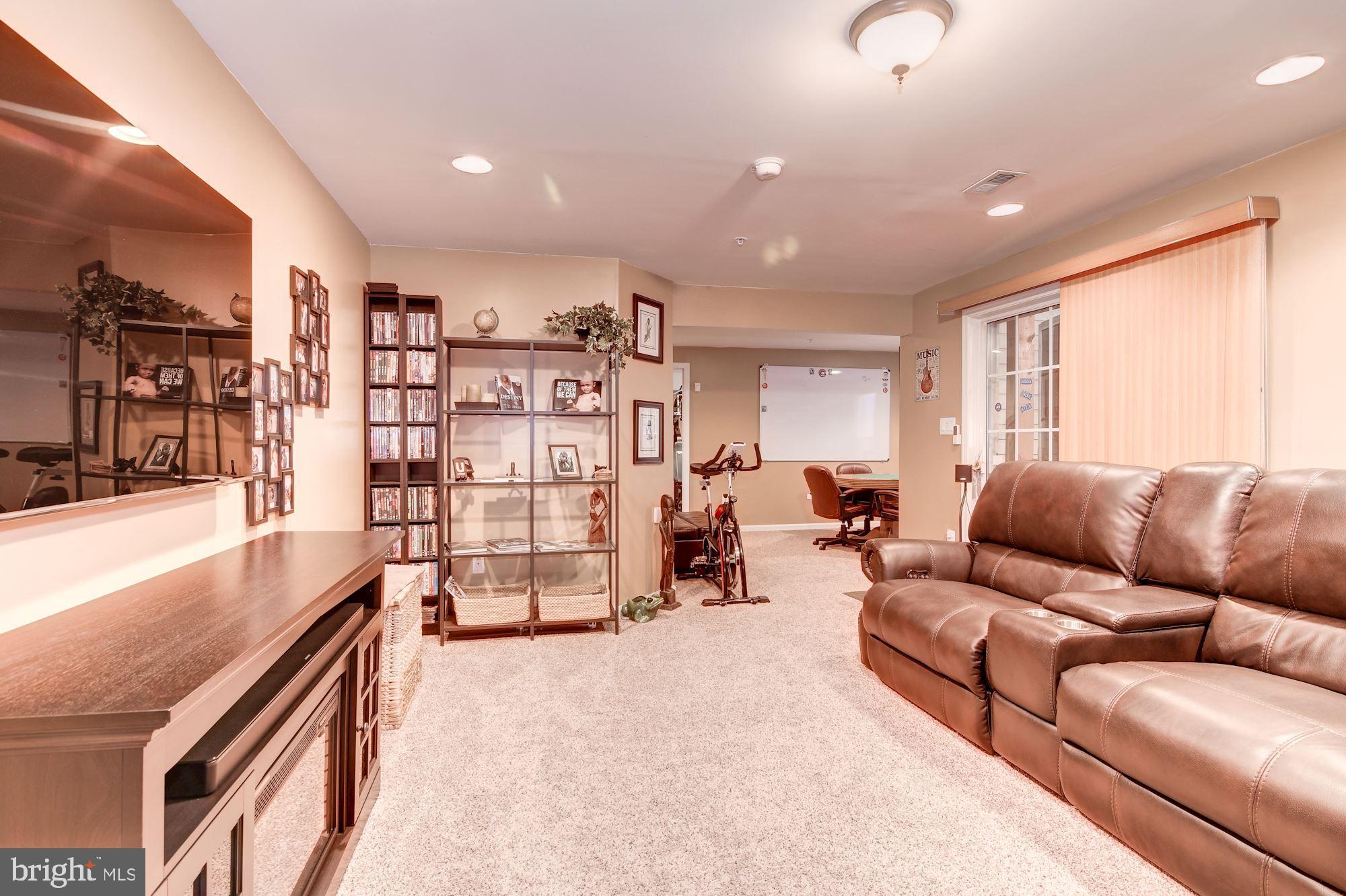 9014 Fox Park Road Clinton, MD 20735 - Photo 35 of 42 Gallery Image 35
