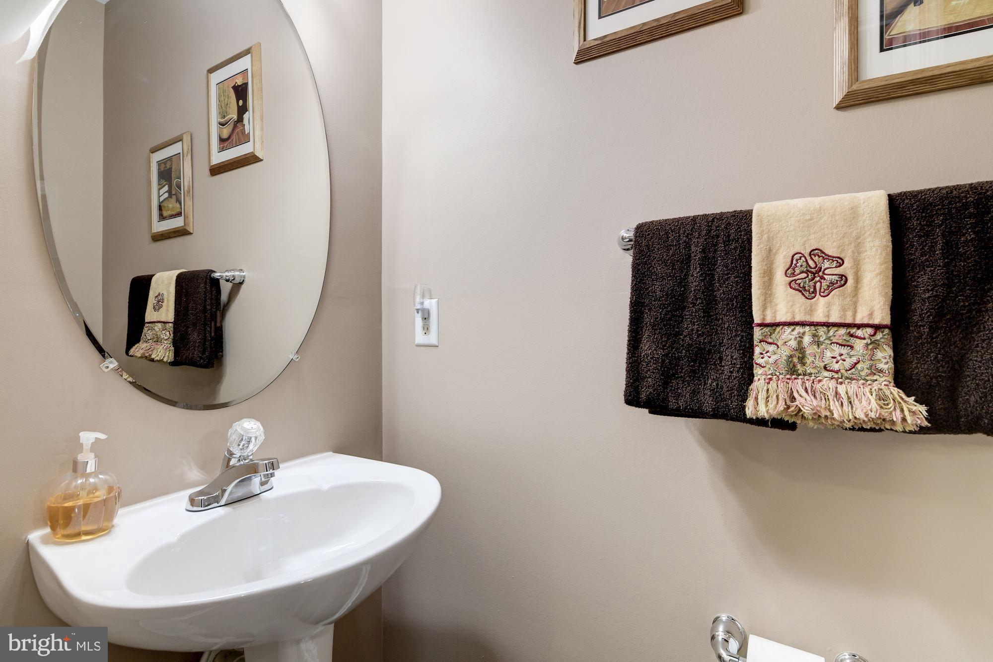 9014 Fox Park Road Clinton, MD 20735 - Photo 9 of 42 Gallery Image 9